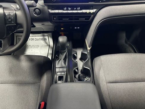 Used 2026 Toyota Camry LE FWD image 39