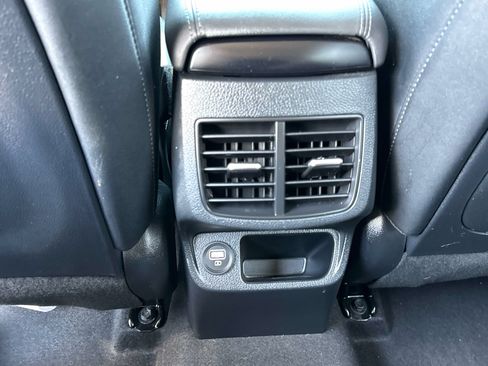 Used 2022 Kia Seltos EX AWD/4WD image 15