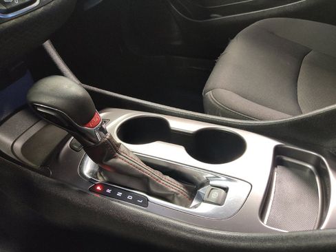 Used 2022 Chevrolet Malibu RS FWD image 26