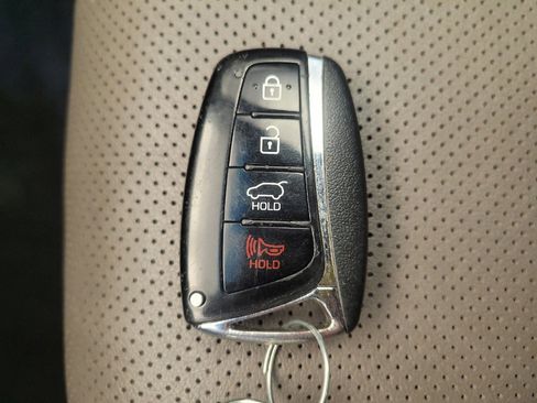 Used 2019 Hyundai Santa Fe XL AWD/4WD image 32