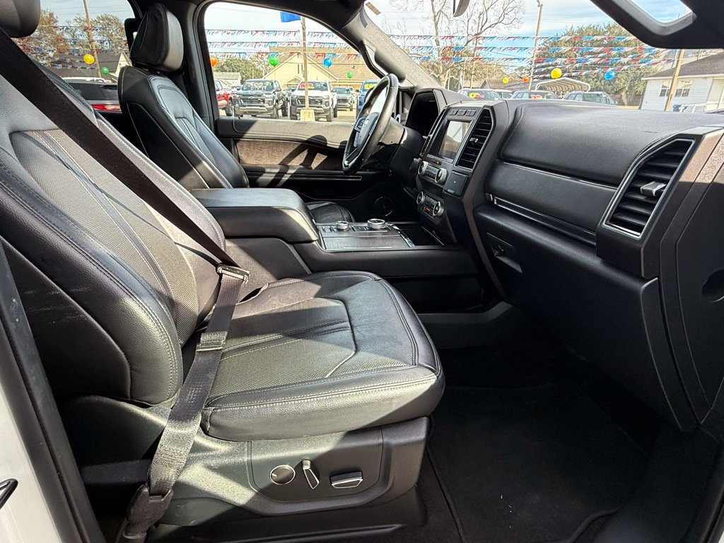 Used 2021 Ford Expedition Limited AWD/4WD image 36