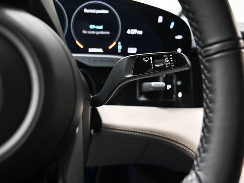 Used 2021 Porsche Taycan Turbo S image 39