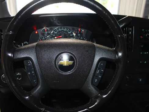 Used 2021 Chevrolet Express 2500 Extended w/ Driver Convenience Package RWD image 9