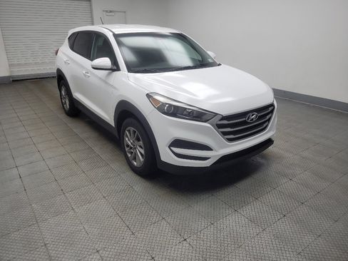 Used 2018 Hyundai Tucson SE AWD/4WD image 11