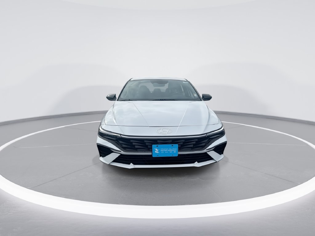 New 2026 Hyundai Elantra SEL FWD image 3