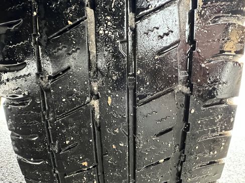 Used 2011 Ford E-250 and Econoline 250 Extended w/ Commercial Cargo Van Pkg image 39