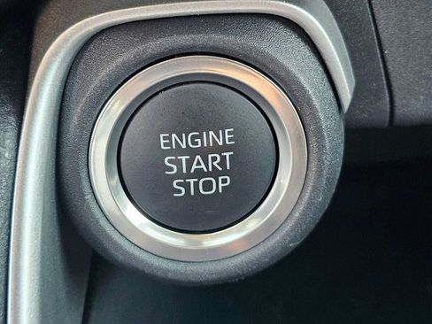 Certified 2026 Toyota Grand Highlander FWD image 32