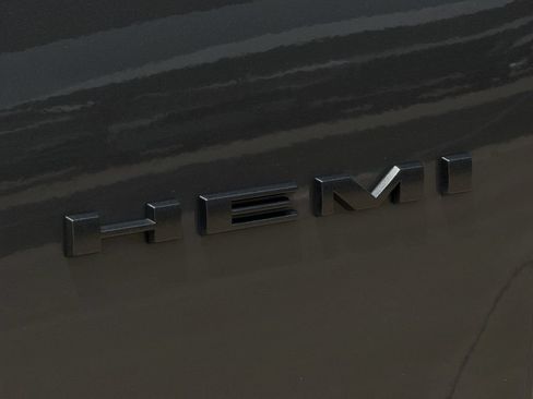Used 2023 Dodge Durango R/T AWD/4WD image 10
