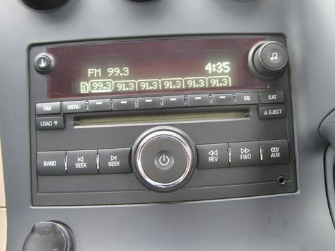 Used 2006 Pontiac Solstice Convertible w/ Premium Package image 11