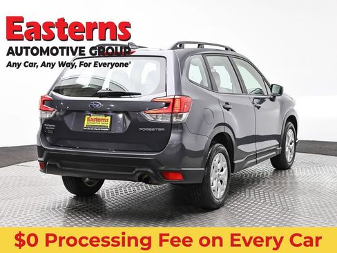 Used 2023 Subaru Forester AWD/4WD image 5