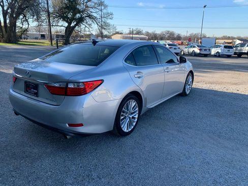 Used 2013 Lexus ES 350 image 4