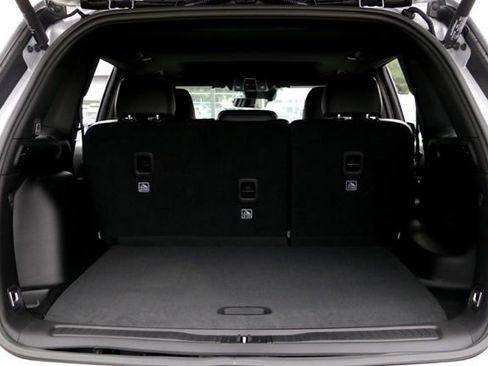 New 2025 Jeep Grand Cherokee Altitude image 21