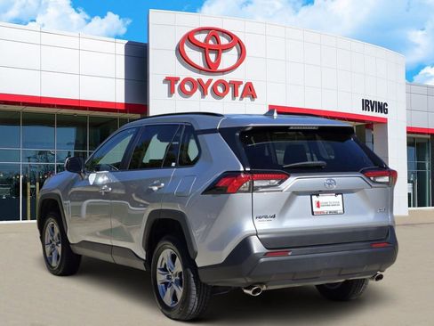 Used 2024 Toyota RAV4 XLE image 3