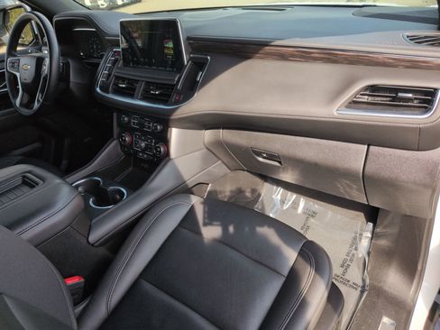 Used 2024 Chevrolet Tahoe LT RWD image 38