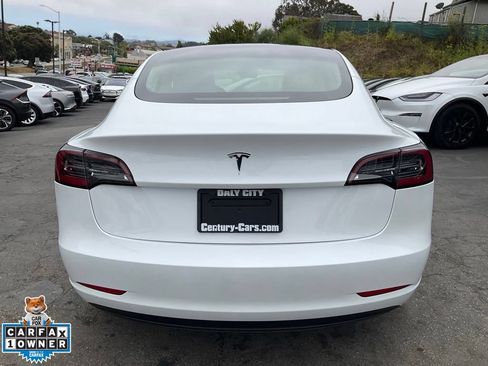 Used 2023 Tesla Model 3 Standard Range RWD image 4