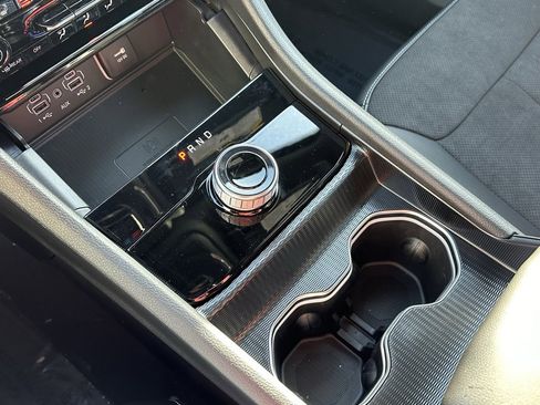 New 2025 Jeep Grand Cherokee Altitude image 25