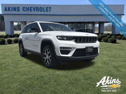 Used 2025 Jeep Grand Cherokee Limited w/ Trailer Tow Package