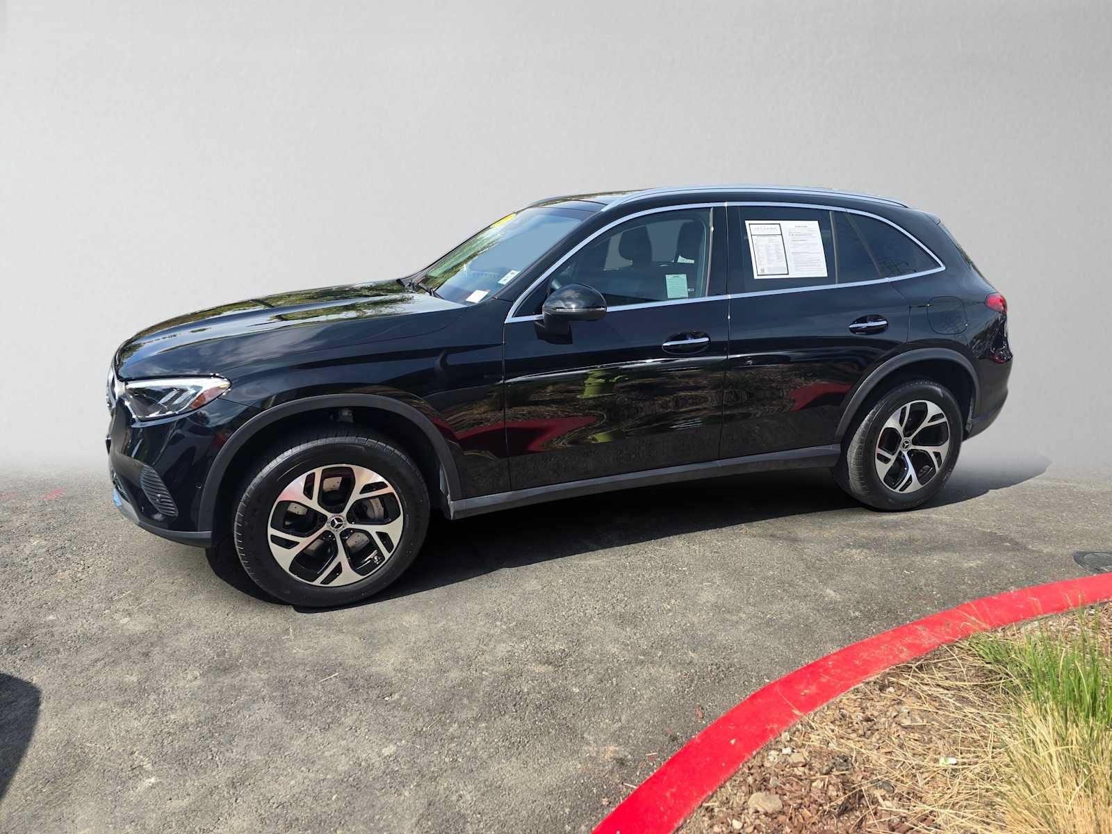 Certified 2025 Mercedes-Benz GLC 350e 4MATIC image 6