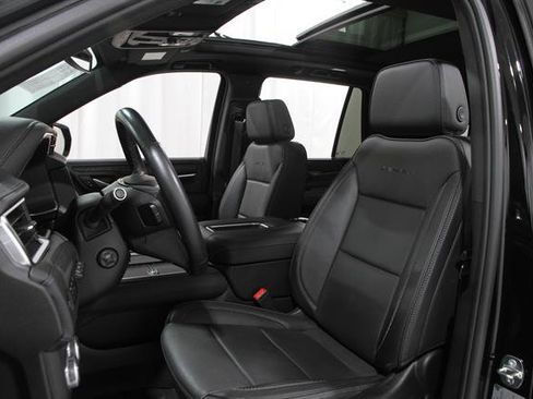Used 2024 GMC Yukon Denali w/ Max Trailering Package AWD/4WD image 5