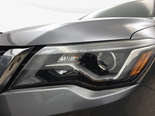 Used 2018 Nissan Pathfinder Platinum FWD image 29