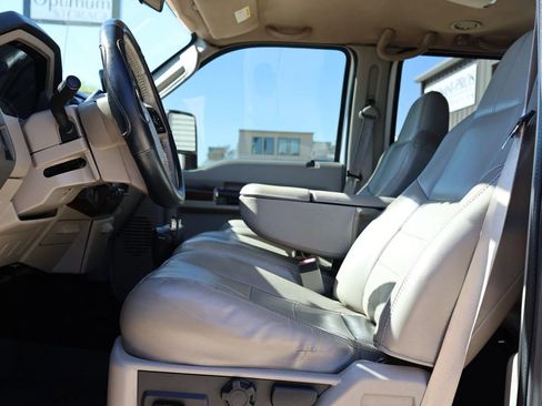 Used 2008 Ford F250 Lariat image 31