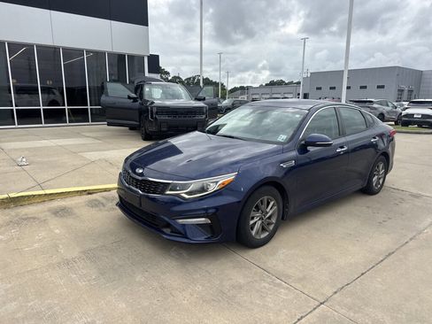 Used 2020 Kia Optima LX FWD image 2