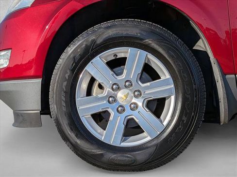 Used 2012 Chevrolet Traverse LT image 24