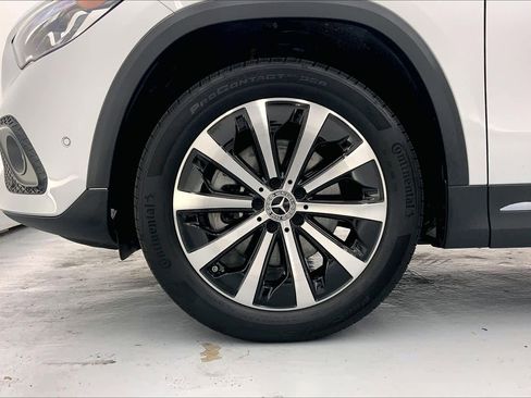 Used 2023 Mercedes-Benz GLA 250 image 8
