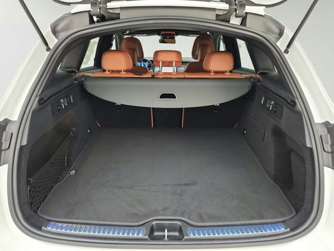 Certified 2026 Mercedes-Benz GLC 300 image 32