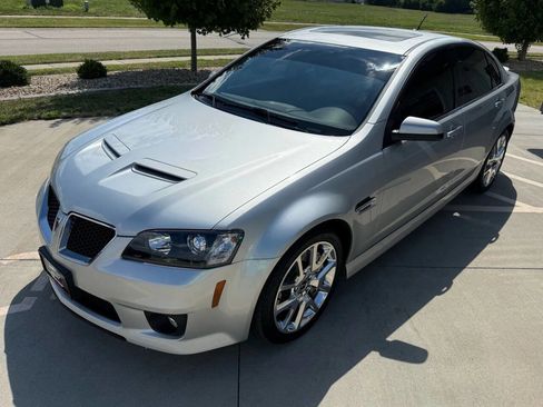 Used 2009 Pontiac G8 GXP image 9