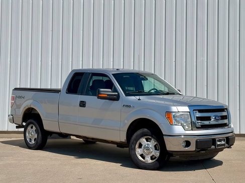 Used 2014 Ford F150 XLT w/ Equipment Group 301A Mid AWD/4WD image 8