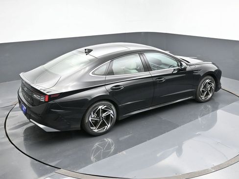 Used 2024 Hyundai Sonata SEL w/ Convenience Package image 21