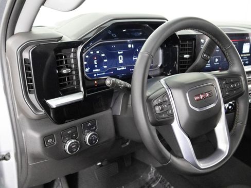 Used 2023 GMC Sierra 1500 Elevation image 35