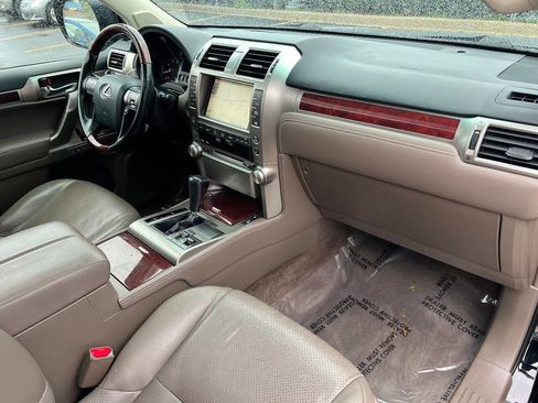 Used 2010 Lexus GX 460 image 29