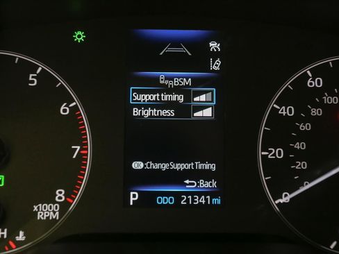 Used 2024 Toyota Corolla Cross AWD Hybrid image 37