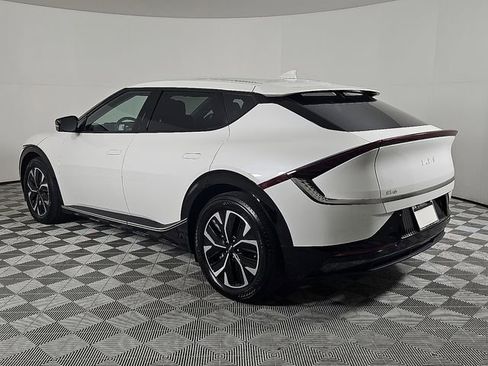 Used 2022 Kia EV6 Wind image 6