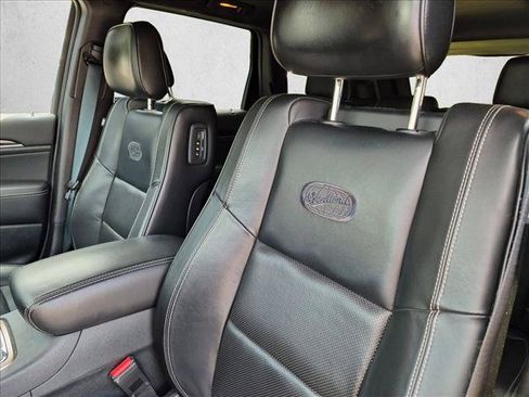 Used 2014 Jeep Grand Cherokee Overland w/ Advanced Technology Group AWD/4WD image 14