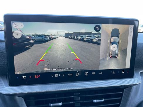 Used 2025 Ford Explorer ST-Line image 21