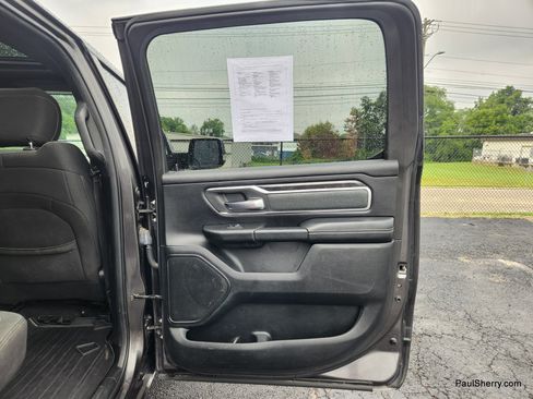 Used 2019 RAM 1500 Big Horn AWD/4WD image 40