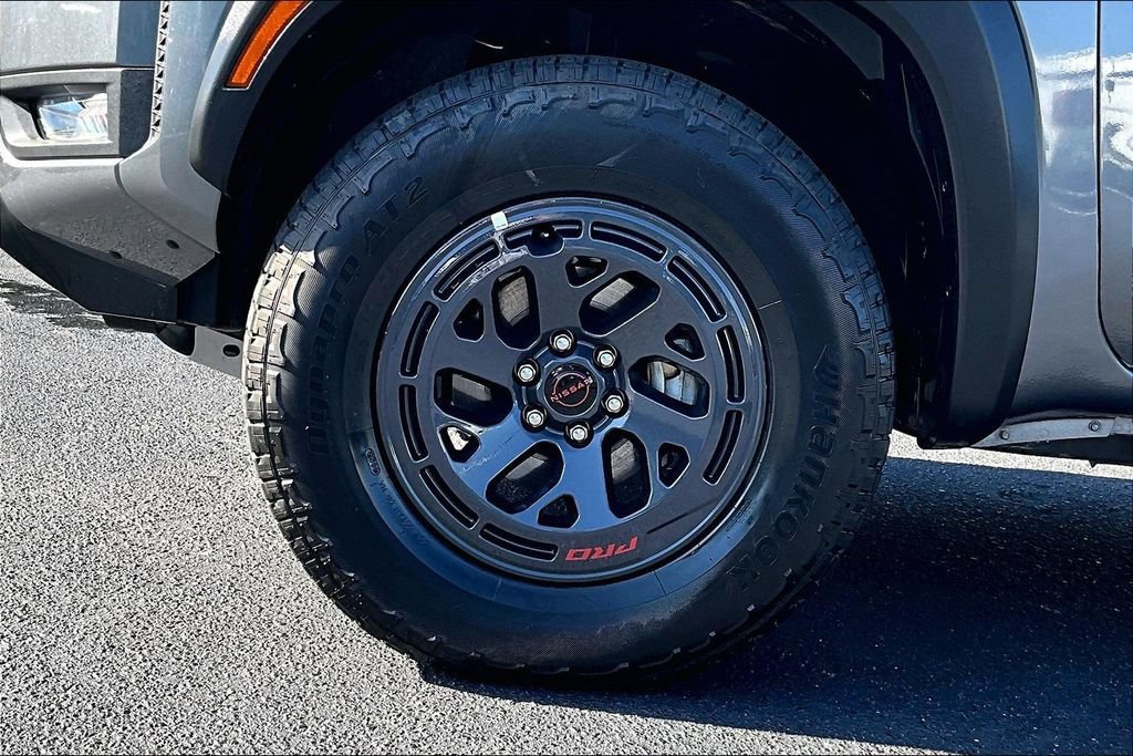 Used 2026 Nissan Frontier PRO-4X AWD/4WD image 32