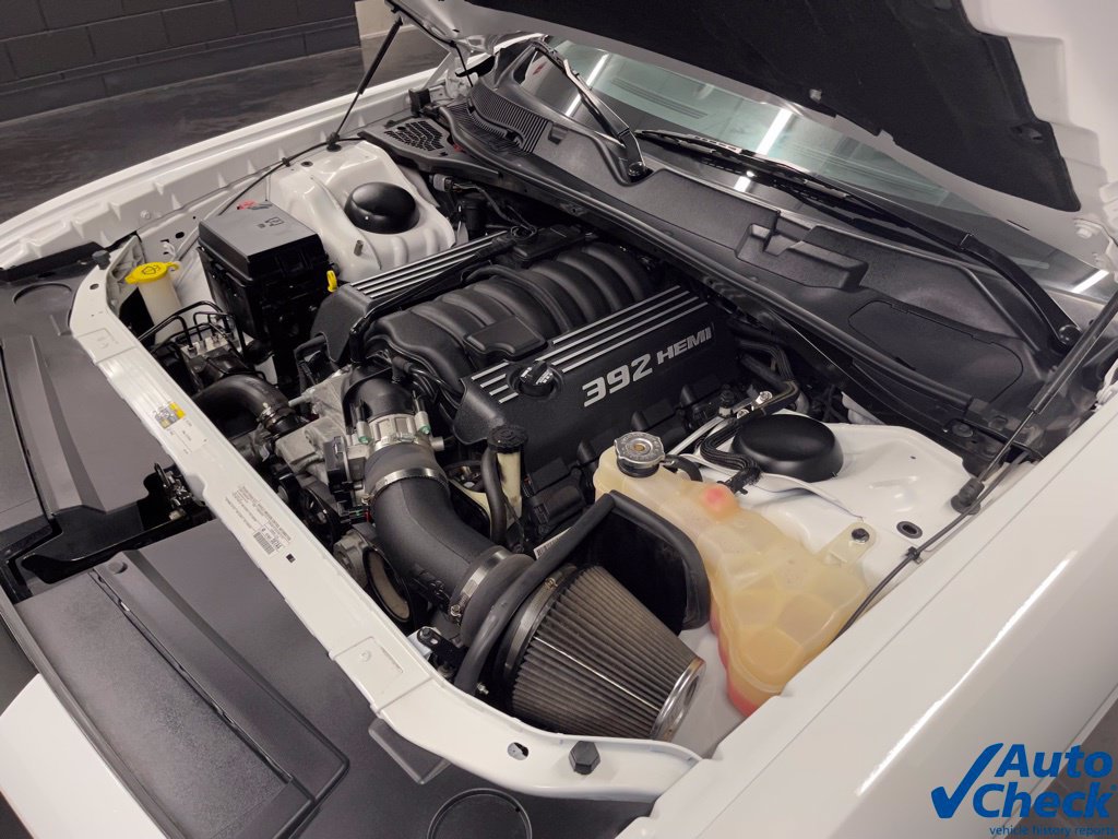 Used 2014 Dodge Challenger SRT8 RWD image 25