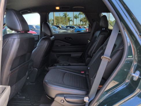 Used 2024 Nissan Pathfinder Rock Creek AWD/4WD image 14