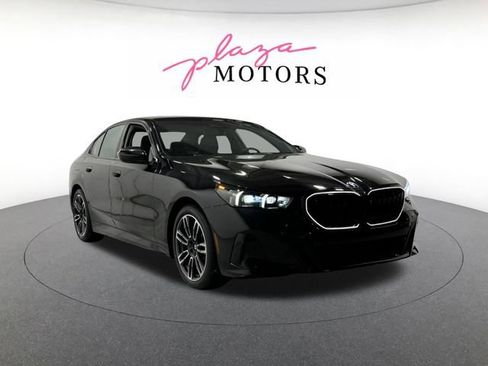 New 2026 BMW 530i xDrive w/ M Sport Package AWD/4WD image 7