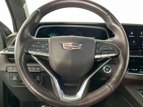 Used 2022 Cadillac Escalade Sport Platinum w/ LPO, ONYX Package AWD/4WD image 22