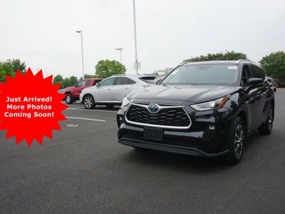 Used 2021 Toyota Highlander XLE
