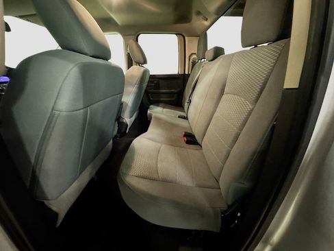 Used 2019 RAM 1500 Express image 25