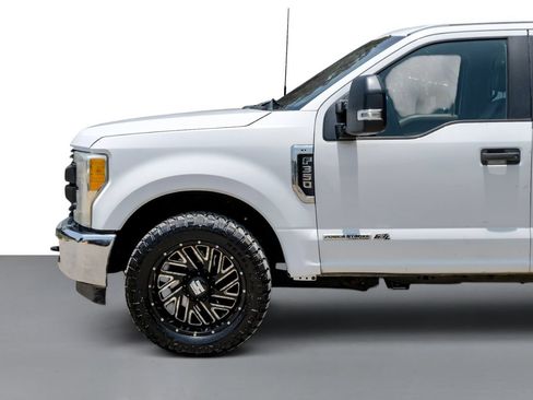 Used 2017 Ford F350 XL w/ Power Equipment Group RWD image 10
