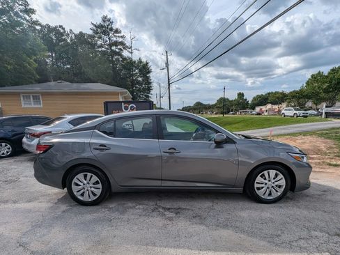 Used 2022 Nissan Sentra S FWD image 4