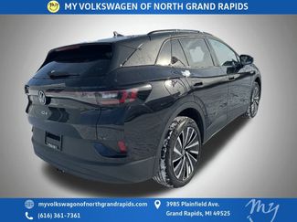 New 2025 Volkswagen ID.4 Pro video 3