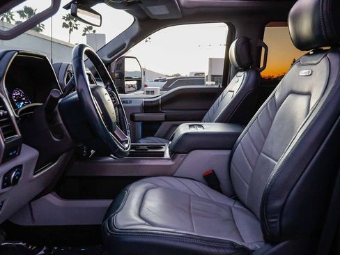 Used 2022 Ford F450 Limited w/ FX4 Off-Road Package image 21